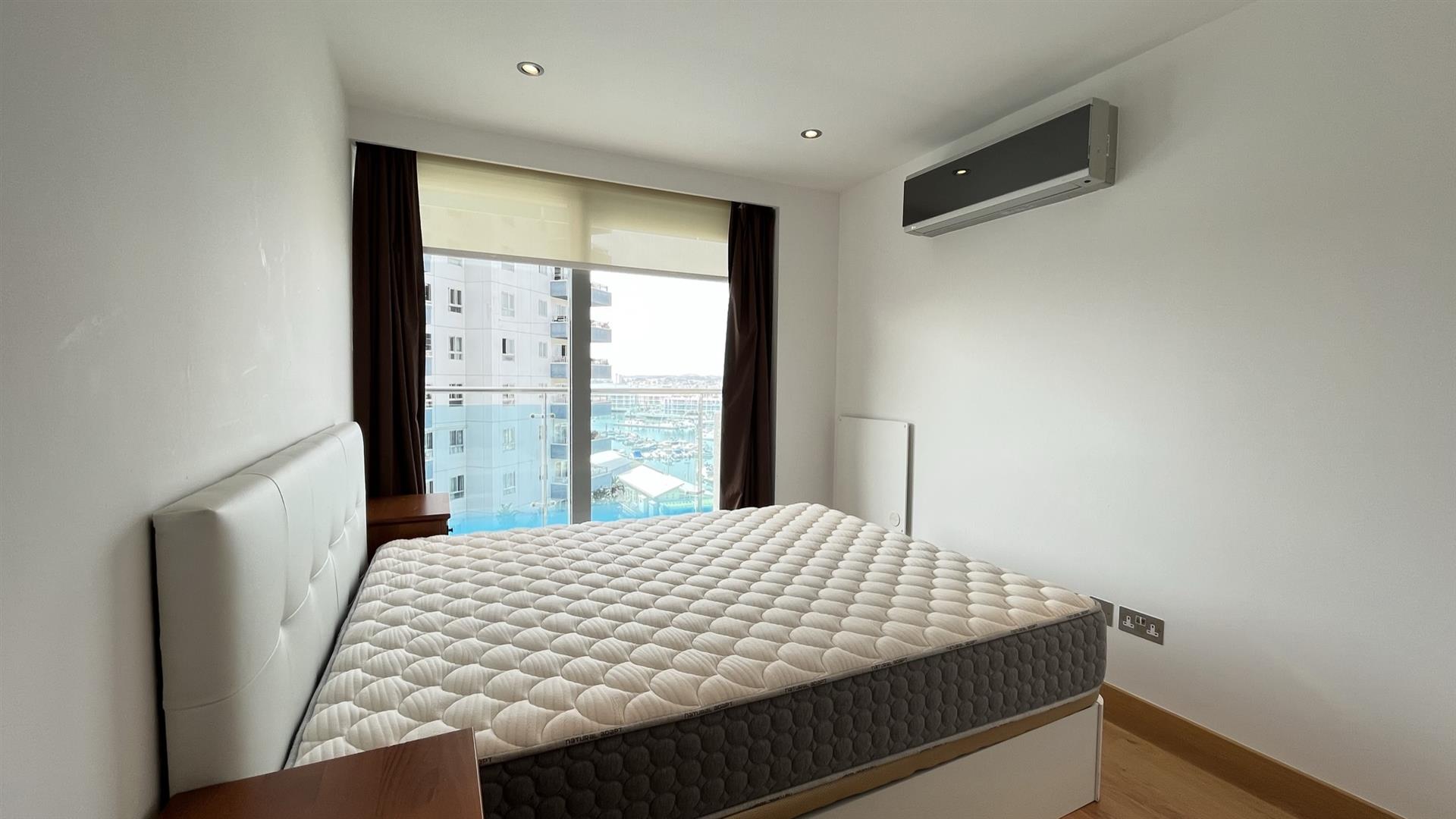 Image of Apartment - 2 Bedrooms - 1 Bathrooms for Rental in Majestic Ocean Plaza-Gibraltar, Image 8